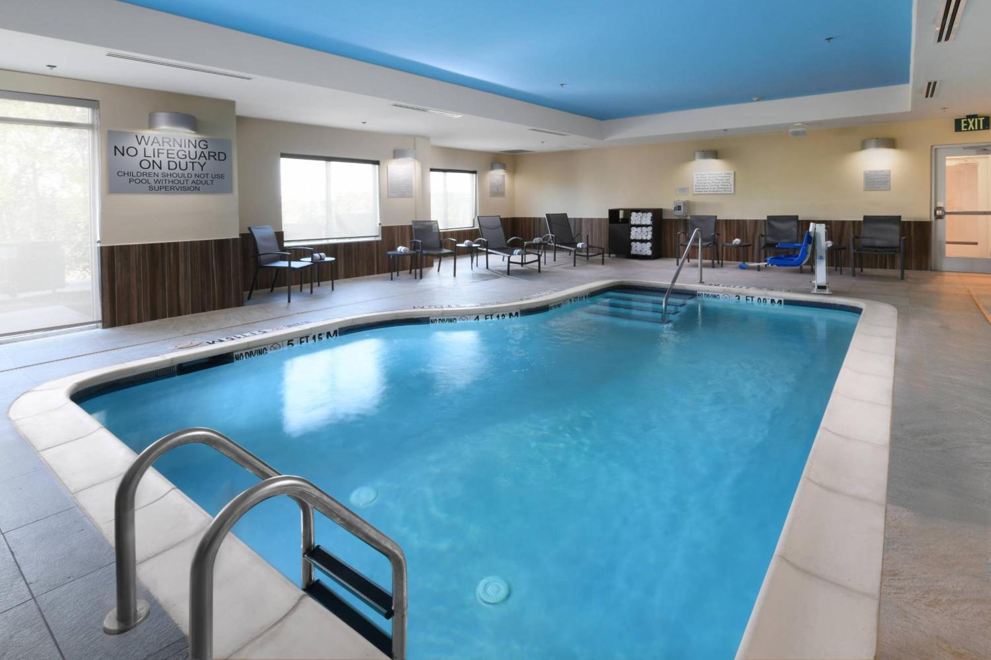 Fairfield & By Marriott Worth South/burleson Hotel