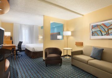Fairfield & By Marriott Worth South/burleson Hotel